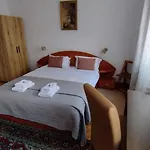 Friends House - Station - Self Check-in