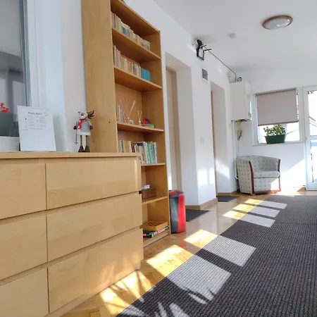 Guest house Friends House - Station - Self Check-in Brasov