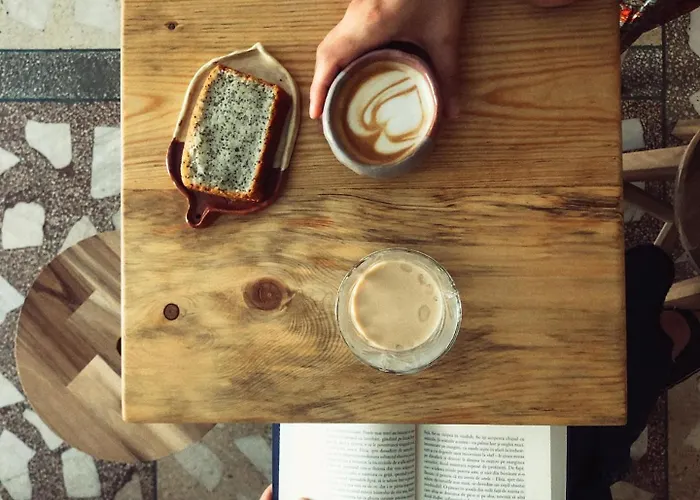 Friends House - Station - Self Check-in Guest house 3*