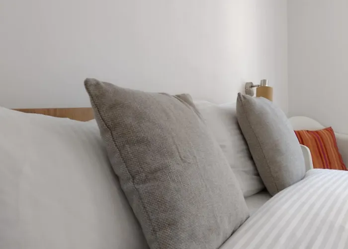 Friends House - Station - Self Check-in Guest house Brasov